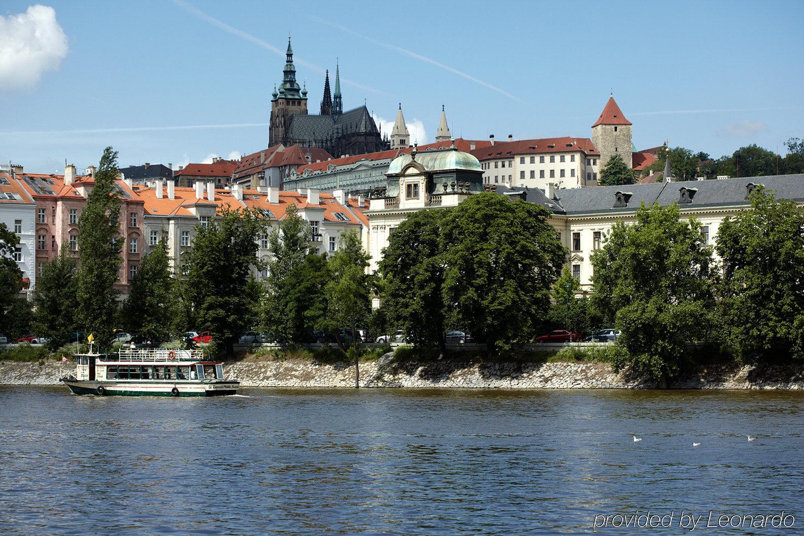 Intercontinental Prague Hotel Bagian luar foto
